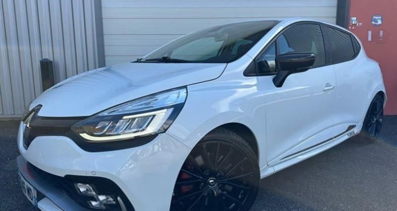 Blanc Utilisé 2018 Renault Clio IV Bose Edition Citadine | 22 990 € (Prix cher) - Image 1/4
