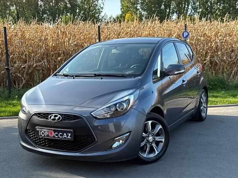 Gris Utilisé 2016 Hyundai ix20 Monospace | 9 990 € - Image 1/4