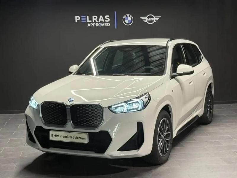 Blanc Utilisé 2025 BMW iX1 M Sport SUV | 46 900 € (Prix cher) - Image 1/4