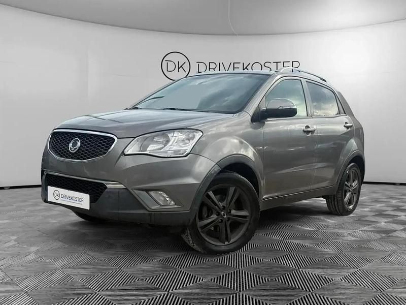 Gris Occasion 2011 Ssangyong (KGM) Korando SUV | 8 990 € - Image 1/4