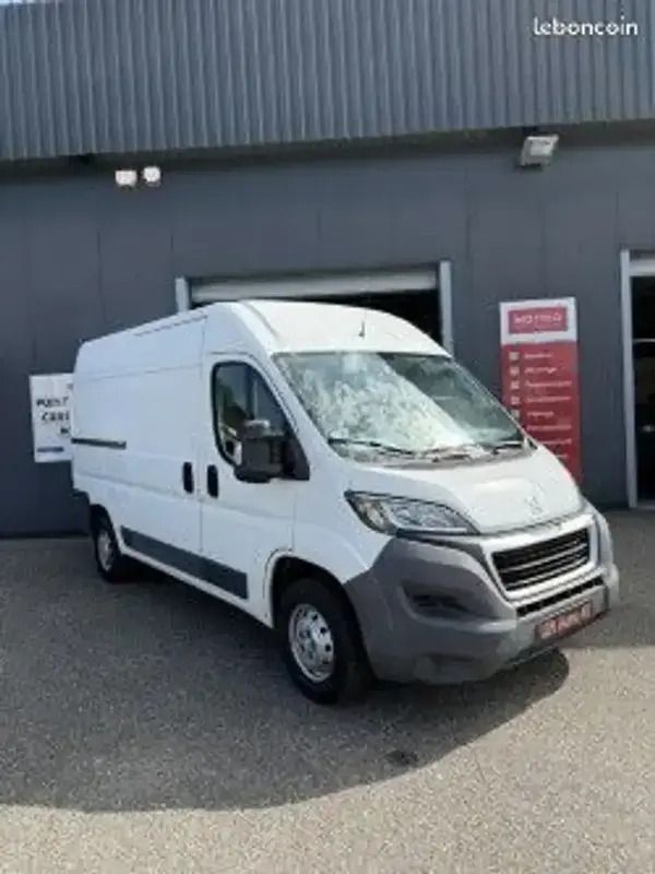 Blanc Utilisé 2014 Peugeot Boxer Van | 9 990 € - Image 1/4