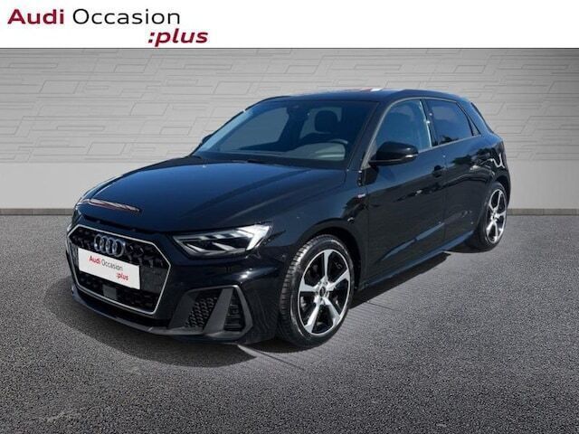 Noir mythe métallisé Utilisé 2024 Audi A1 Sportback S-Line Citadine | 29 990 € (Prix juste) - Image 1/4