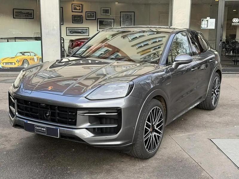 Gris Occasion 2025 Porsche Cayenne SUV | 144 500 € - Image 1/4