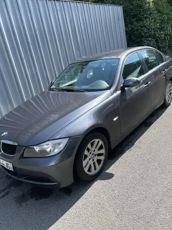 Utilisé 2007 BMW 318 Berline | 4 800 € (Prix juste) - Image 1/4