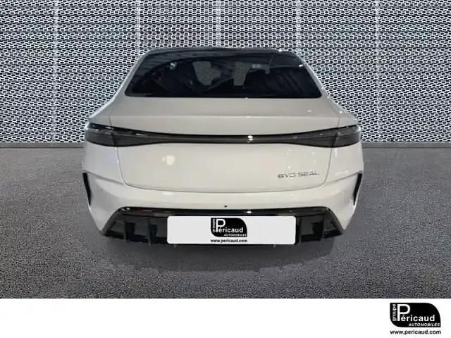 Nouvelle BYD Seal 230 kW (313 ch) 2025 Polar white Berline