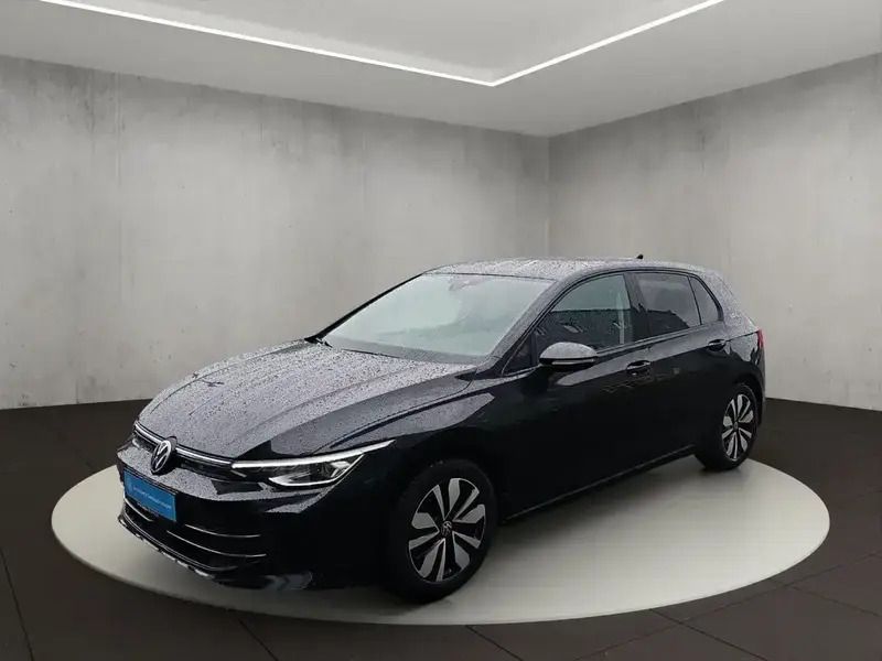Noir Utilisé 2024 VW Golf VIII Life Berline | 26 000 € (Prix juste) - Image 1/4