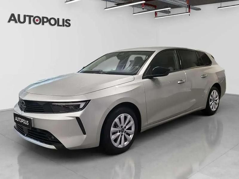 Gris Utilisé 2023 Opel Astra Edition Break | 24 605 € (Prix cher) - Image 1/4