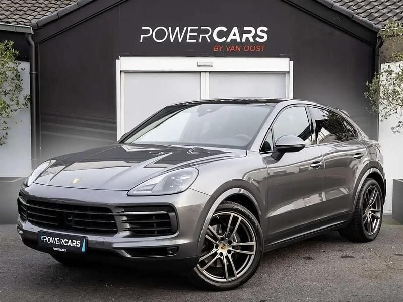 Gris Occasion 2020 Porsche Cayenne E-Hybrid Coupe Coupé | 68 895 € (Prix juste) - Image 1/4