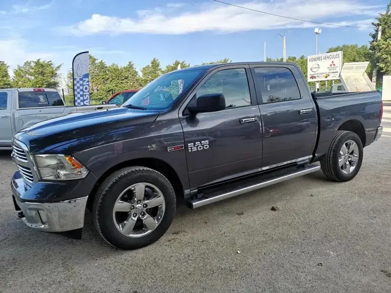Gris Utilisé 2015 Dodge Ram Pick-up | 45 800 € - Image 1/4