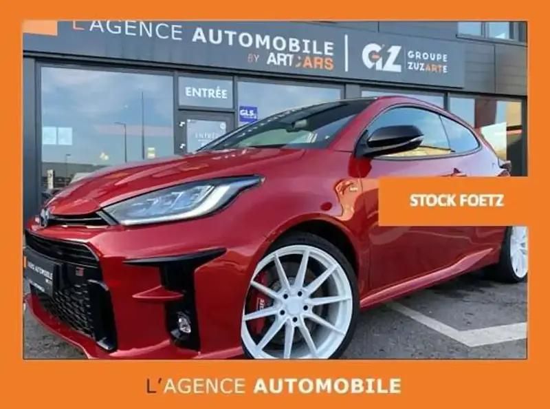 Rouge Utilisé 2023 Toyota Yaris Citadine | 42 900 € - Image 1/4