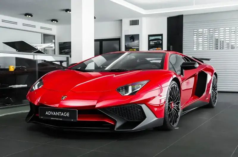 Rouge Utilisé 2017 Lamborghini Aventador Coupé | 469 990 € - Image 1/4