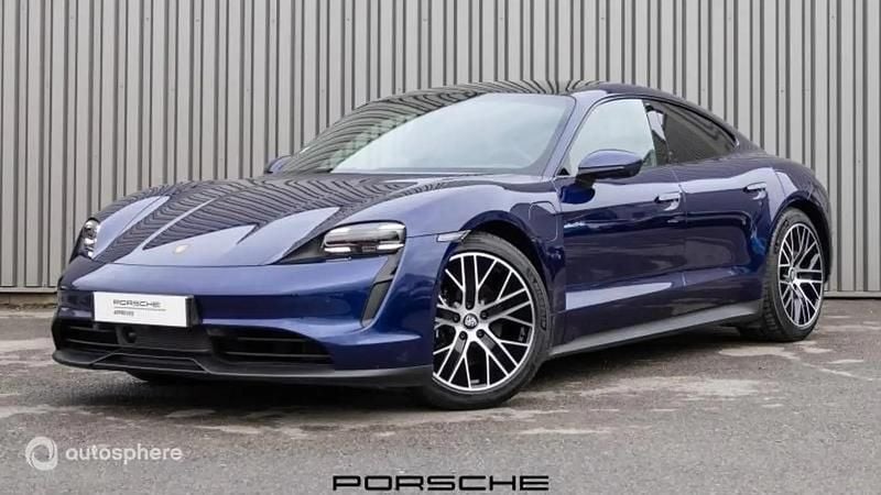 Utilisé 2020 Porsche Taycan Performance Package Berline | 71 900 € (Prix assez cher) - Image 1/4