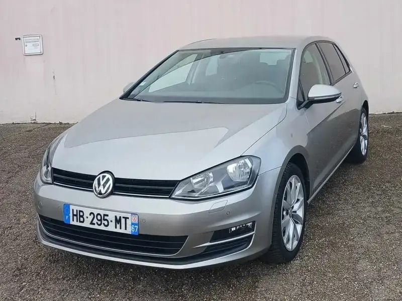 Argent Utilisé 2014 VW Golf VII Trendline Berline | 9 999 € (Prix juste) - Image 1/4