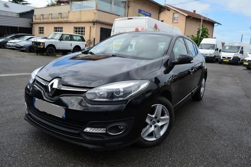 Utilisé 2015 Renault Mégane III Business Berline | 5 990 € (Bon prix) - Image 1/4