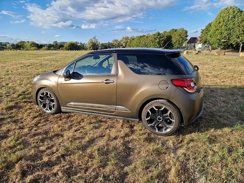 Brun Utilisé 2013 Citroën DS3 Sport Chic Berline | 6 400 € (Prix juste) - Image 1/4