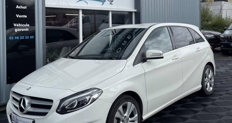 Utilisé 2016 Mercedes B200 Monospace | 17 680 € - Image 1/4