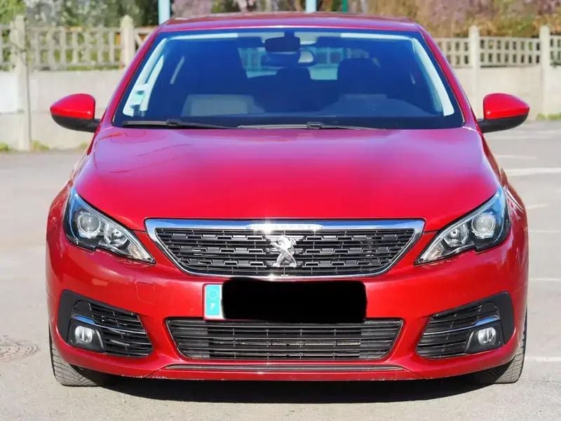 Rouge Utilisé 2019 Peugeot 308 S Berline | 13 000 € (Prix juste) - Image 1/4