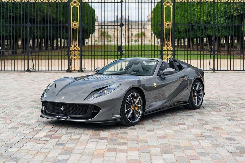 Occasion Ferrari 812 799 ch (587 kW) 2023 Gris Cabriolet