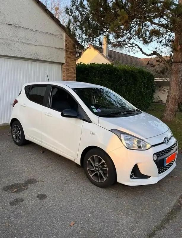Blanc Utilisé 2019 Hyundai i10 Edition Citadine | 4 699 € - Image 1/4