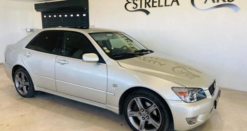 Utilisé 2003 Lexus IS200 Berline | 7 490 € - Image 1/4