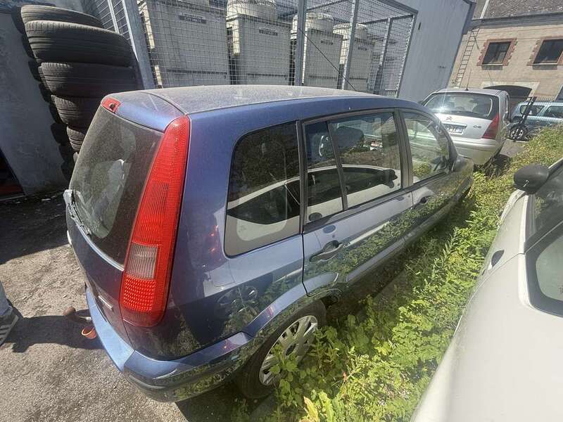 Image 4/4