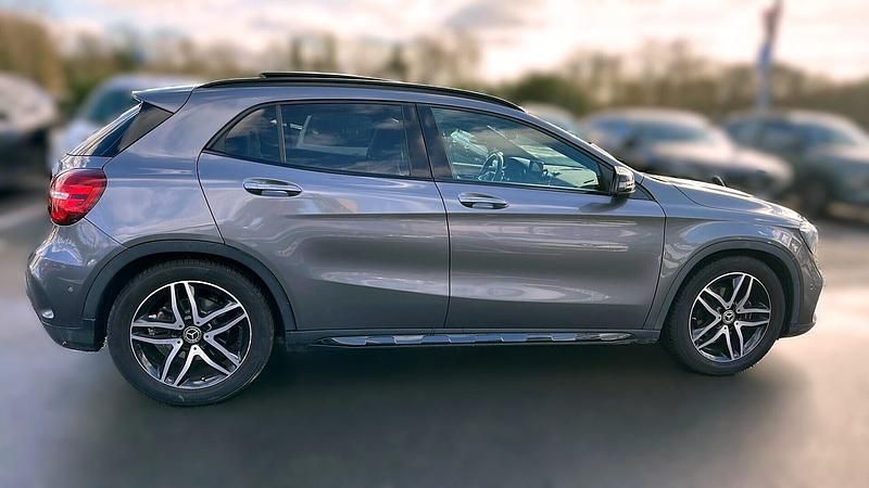 Occasion Mercedes GLA200 136 ch (100 kW) 2018 Gris SUV