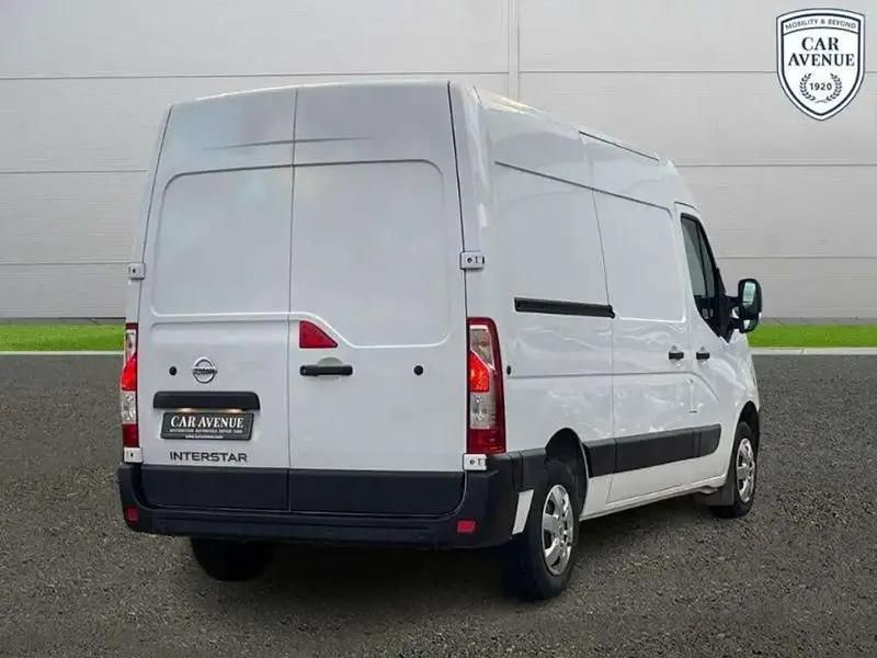 Image 2/4