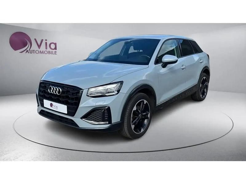 Gris Utilisé 2021 Audi Q2 Design SUV | 27 990 € (Prix juste) - Image 1/4