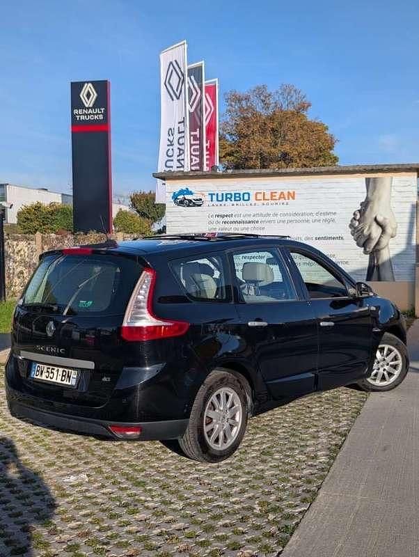 Occasion Renault Grand Scénic III Dynamique 131 ch (96 kW) 2011 Monospace