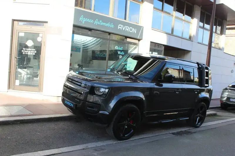 Gris Utilisé 2023 Land Rover Defender SE Dynamic SUV | 79 990 € (Super prix) - Image 1/4