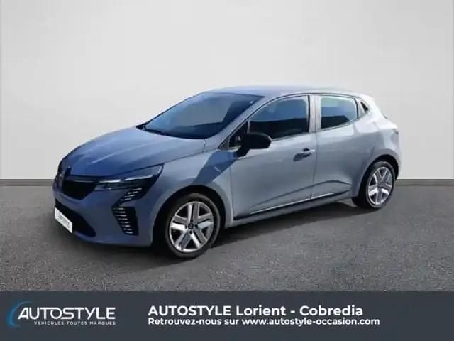 Gris Occasion 2025 Renault Clio V Evolution Berline | 18 490 € (Prix juste) - Image 1/4