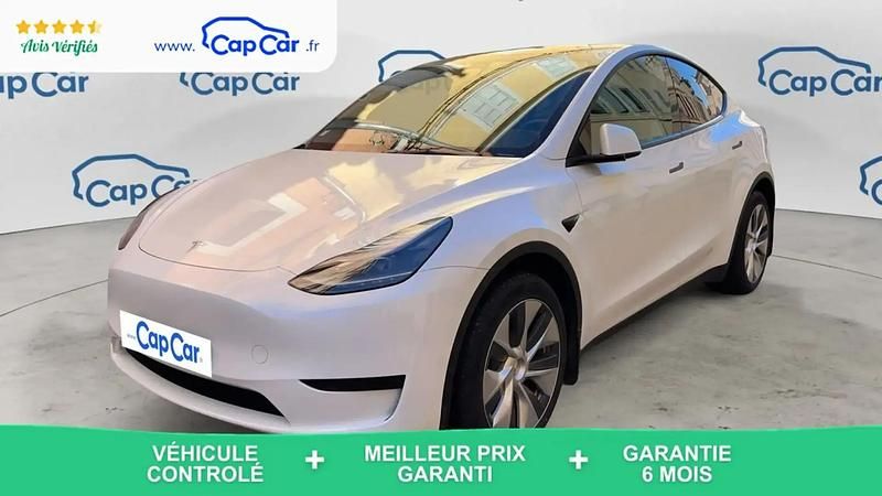 Blanc Utilisé 2023 Tesla Model Y Standard Range SUV | 31 820 € - Image 1/4