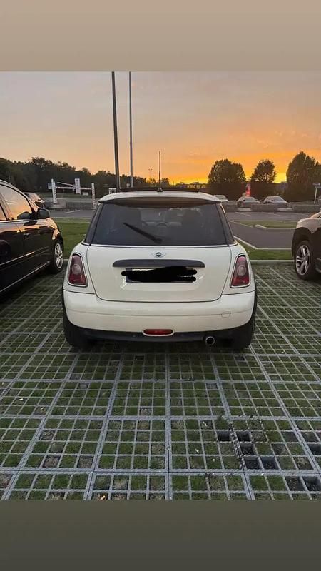 Utilisé 2010 Mini One D Hatch Citadine | 4 200 € - Image 1/4
