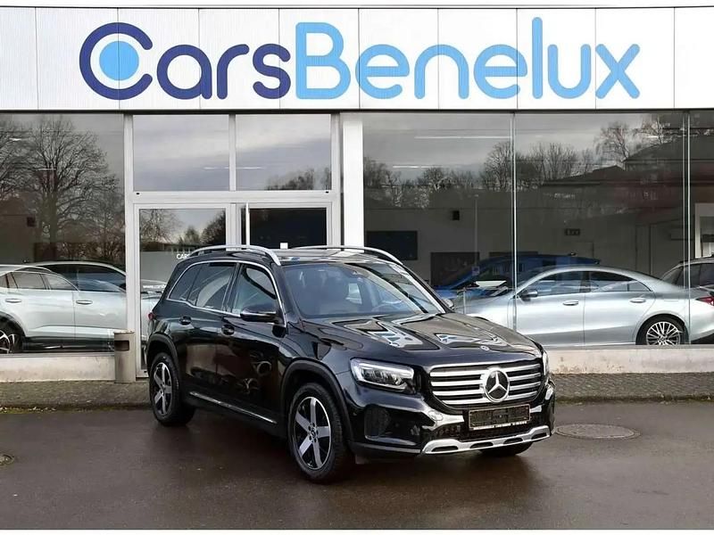 Noir Occasion 2024 Mercedes GLB180 Business SUV | 38 490 € (Prix juste) - Image 1/4