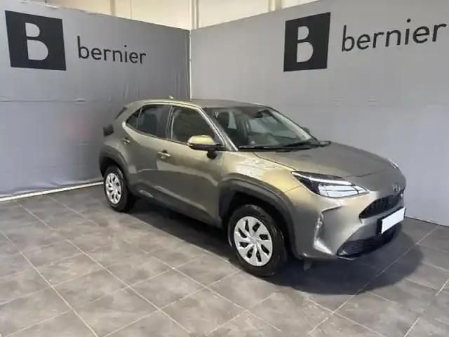Bronze impérial (m) Utilisé 2024 Toyota Yaris Hybrid SUV | 23 480 € (Prix juste) - Image 1/4