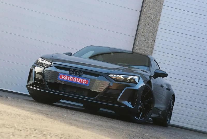 Gris Occasion 2021 Audi e-tron GT quattro Sport Berline | 54 950 € (Prix juste) - Image 1/4