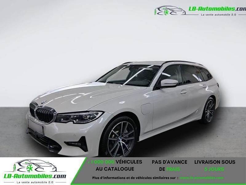 Utilisé 2021 BMW 330e Sport Line Berline | 32 400 € (Prix juste) - Image 1/4