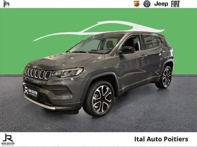 Othercolor Utilisé 2025 Jeep Compass Altitude SUV | 33 590 € (Prix juste) - Image 1/4