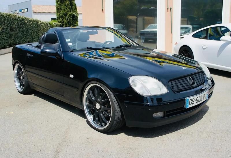 Noir Occasion 1998 Mercedes SLK200 Cabriolet | 8 990 € - Image 1/4