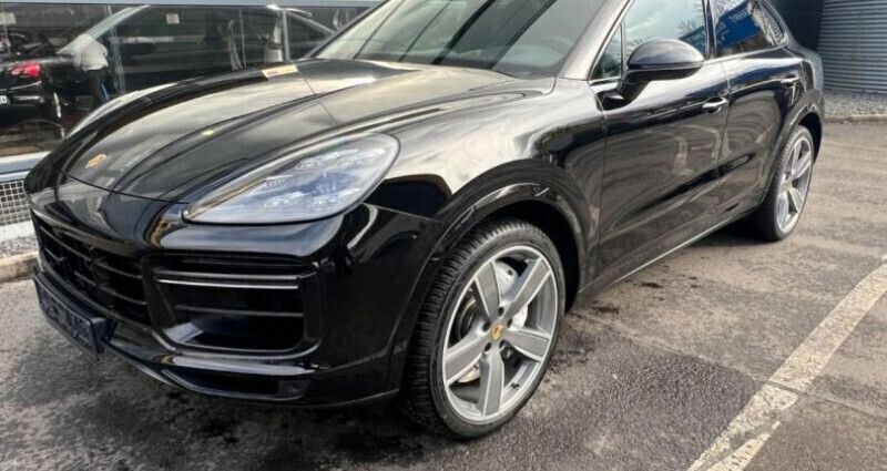 Utilisé 2019 Porsche Cayenne SUV | 94 900 € (Prix assez cher) - Image 1/4