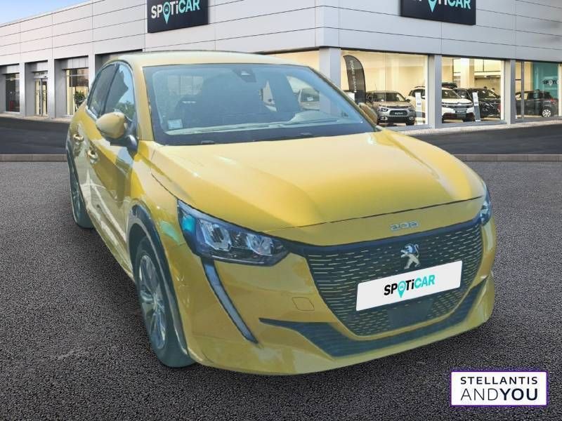 Jaune Utilisé 2021 Peugeot e-208 Allure Citadine | 16 250 € (Prix juste) - Image 1/3