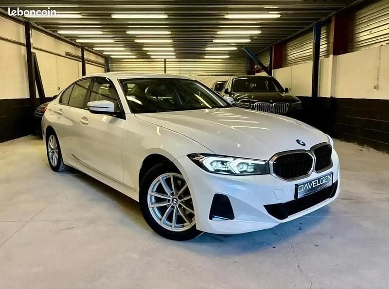Blanc Utilisé 2023 BMW 318 Berline | 27 990 € (Prix juste) - Image 1/4