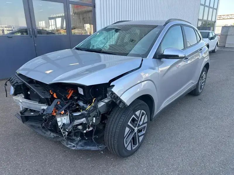 Gris Utilisé 2022 Hyundai Kona SUV | 8 500 € - Image 1/4