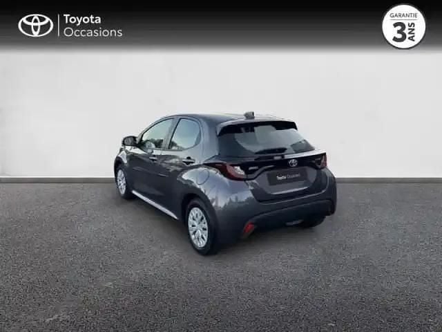 Occasion Toyota Yaris Hybrid 116 ch (85 kW) 2021 Gris atlas (m) Berline