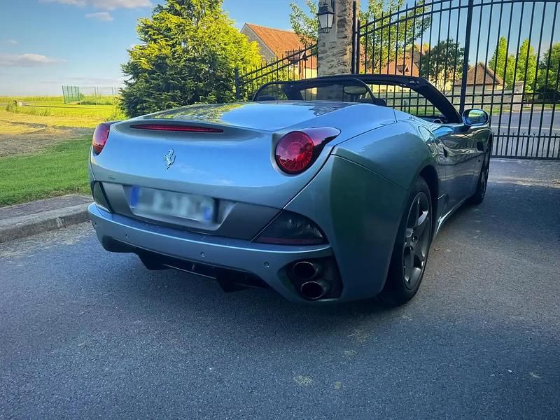 Occasion Ferrari California 460 ch (338 kW) 2009 Gris Cabriolet