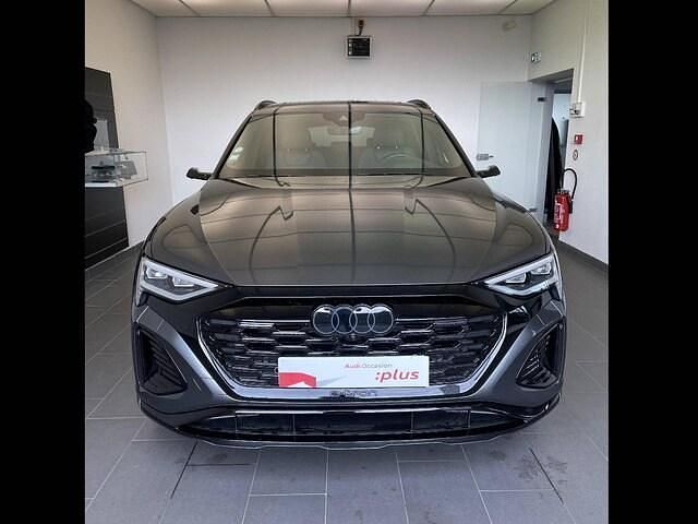 Gris daytona nacré Utilisé 2023 Audi Q8 e-tron S-Line SUV | 66 900 € (Bon prix) - Image 1/4