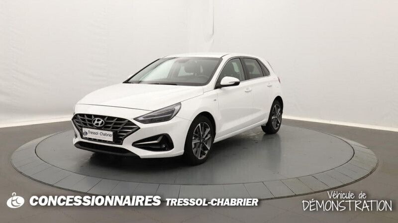 Blanc Utilisé 2024 Hyundai i30 Berline | 25 904 € (Prix cher) - Image 1/4