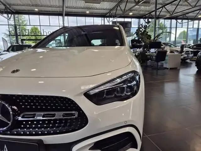 Occasion Mercedes GLA180 2025 Polar white SUV