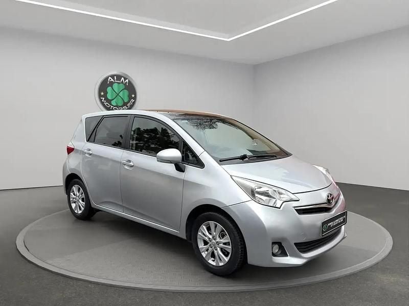 Occasion Toyota Verso-S Multidrive S 101 ch (74 kW) 2011 Gris Monospace