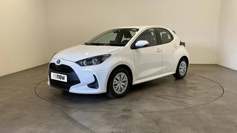 Blanc Utilisé 2022 Toyota Yaris Hybrid Citadine | 18 990 € (Bon prix) - Image 1/4